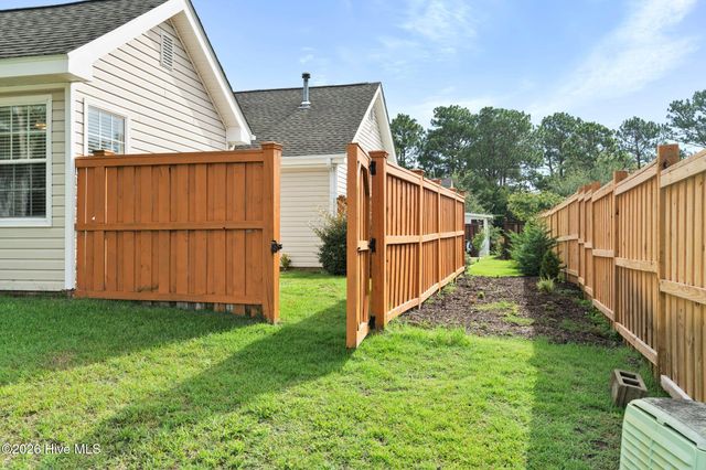 1009 Avenshire Circle, Wilmington, NC 28412
