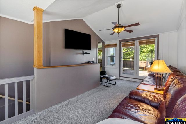 7727 Main Street, Ralston, NE 68127
