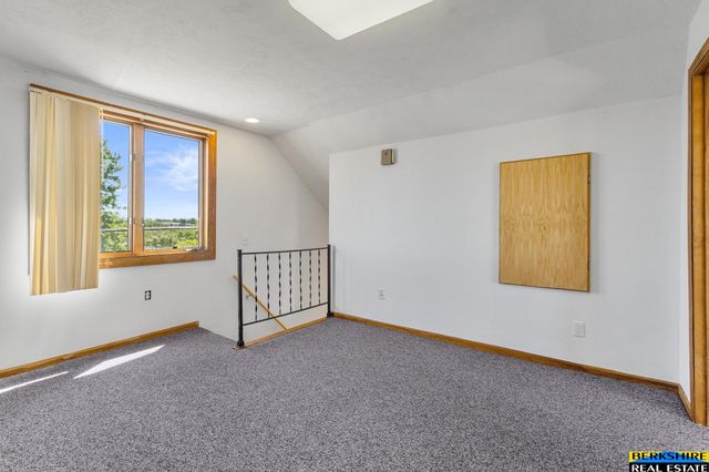 7727 Main Street, Ralston, NE 68127