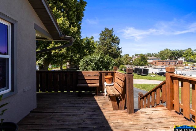 7727 Main Street, Ralston, NE 68127