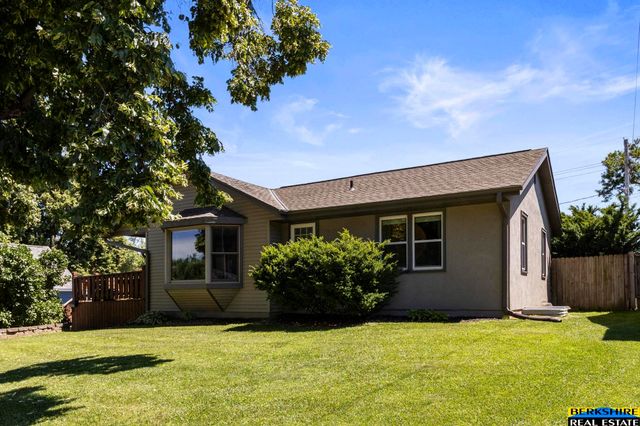 7727 Main Street, Ralston, NE 68127