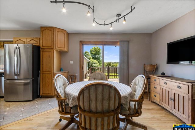 7727 Main Street, Ralston, NE 68127