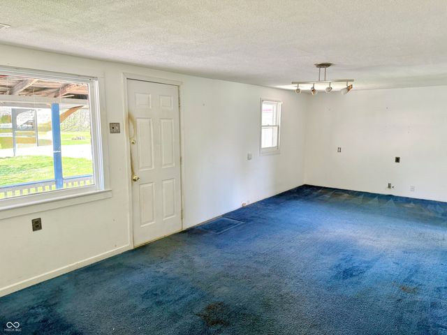 534 N Manifold Street, Ingalls, IN 46048