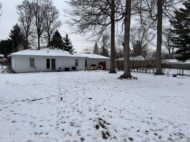 510 Sawyer Road, Lansing, MI 48911