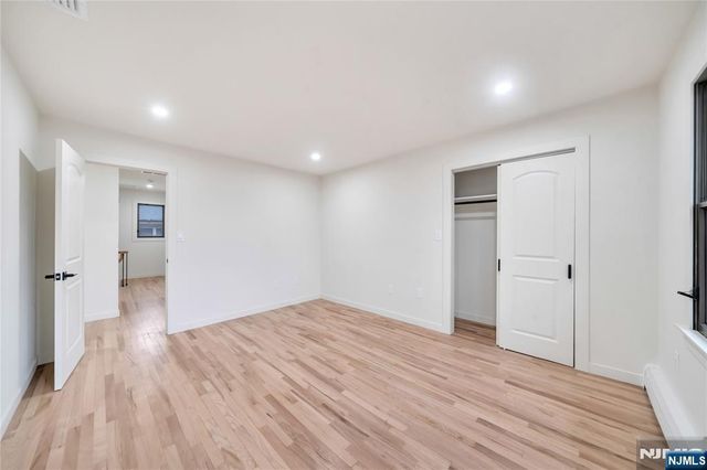 468 Morse Avenue, Ridgefield, NJ 07657