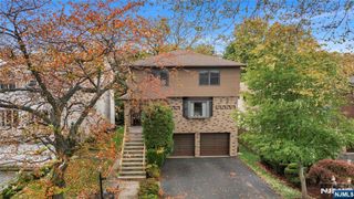 468 Morse Avenue, Ridgefield, NJ 07657