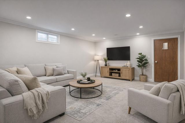 2308 S 10TH Street, Council Bluffs, IA 51501