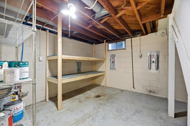 2308 S 10TH Street, Council Bluffs, IA 51501