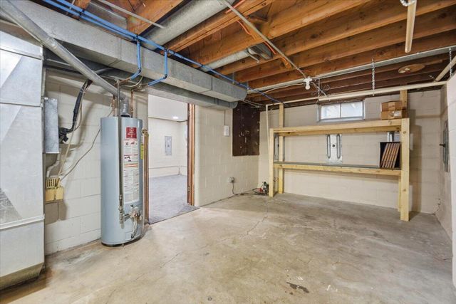 2308 S 10TH Street, Council Bluffs, IA 51501