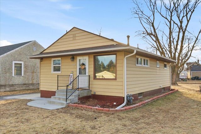 2308 S 10TH Street, Council Bluffs, IA 51501