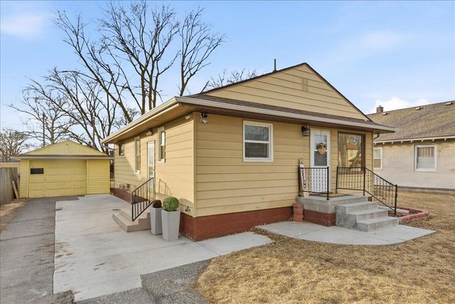 2308 S 10TH Street, Council Bluffs, IA 51501