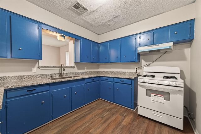 3815 Love Street, Houston, TX 77026