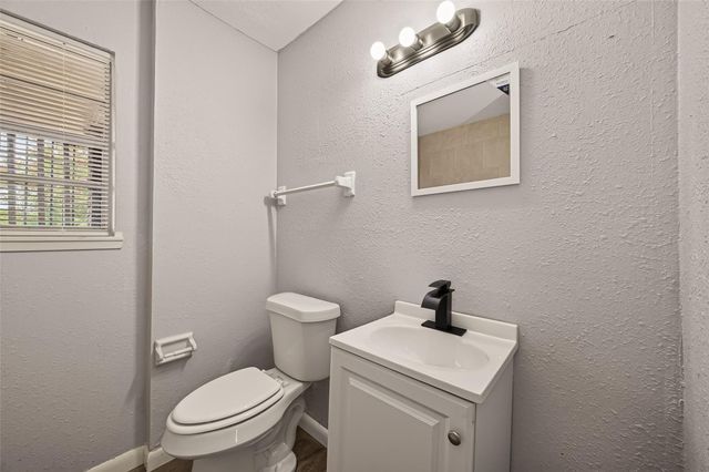 3815 Love Street, Houston, TX 77026