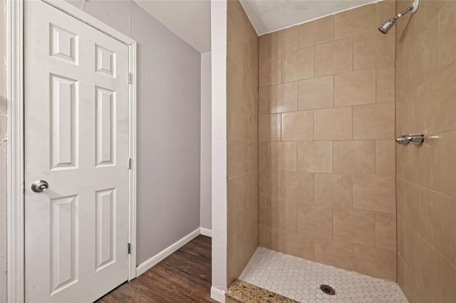 3815 Love Street, Houston, TX 77026