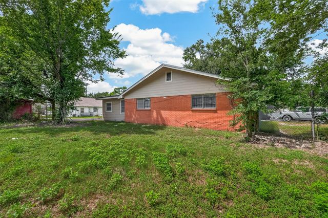 3815 Love Street, Houston, TX 77026