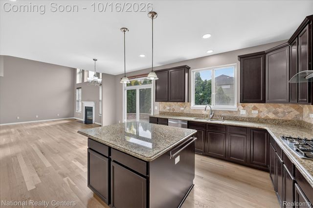 52347 Ferndale Drive, Lyon Charter Township, MI 48167
