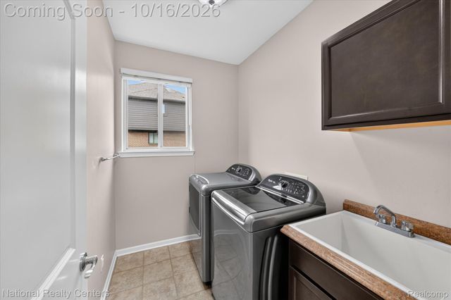 52347 Ferndale Drive, Lyon Charter Township, MI 48167