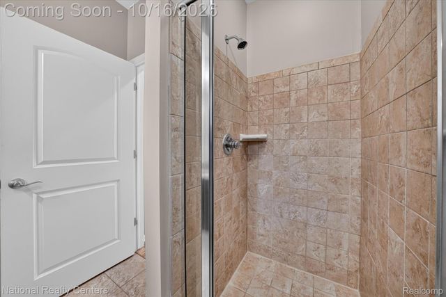 52347 Ferndale Drive, Lyon Charter Township, MI 48167