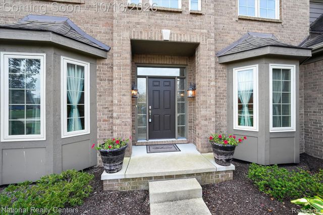 52347 Ferndale Drive, Lyon Charter Township, MI 48167
