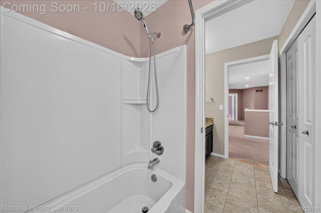 52347 Ferndale Drive, Lyon Charter Township, MI 48167