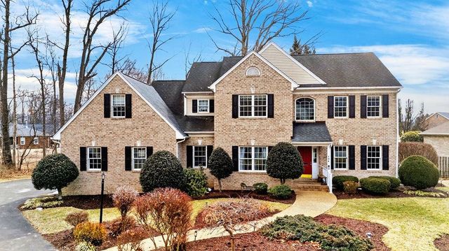 104 PELHAM WOODS CIR, Waynesboro, VA 22980