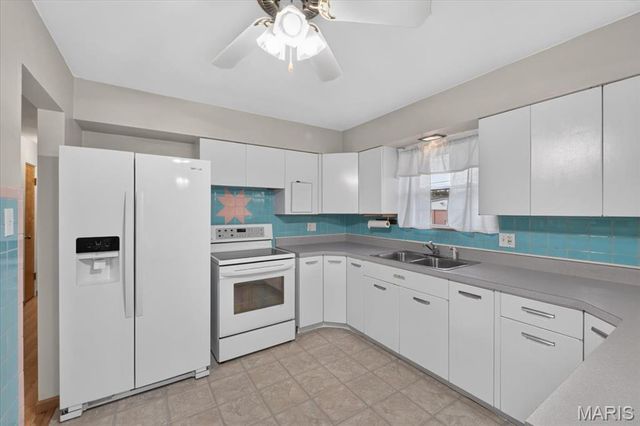 305 W Lincoln Avenue, Caseyville, IL 62232