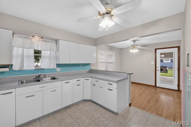 305 W Lincoln Avenue, Caseyville, IL 62232