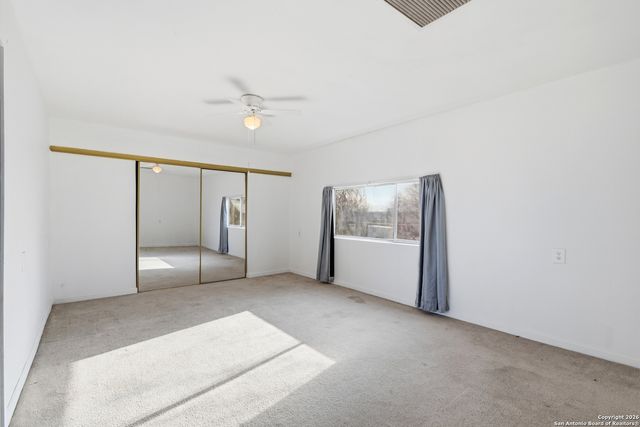 483 SASSMAN RD, Marion, TX 78124