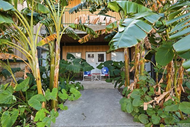 483 SASSMAN RD, Marion, TX 78124