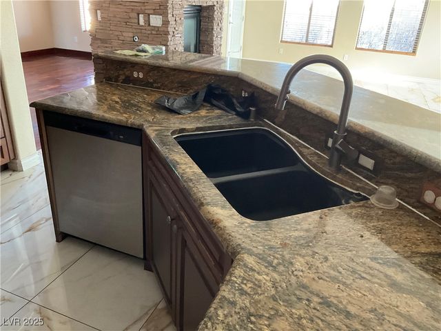 5584 Hawley Court, Las Vegas, NV 89118