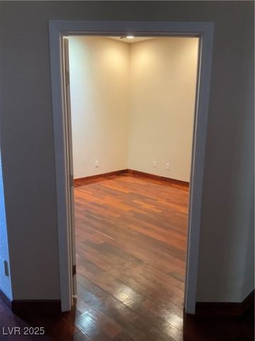 5584 Hawley Court, Las Vegas, NV 89118