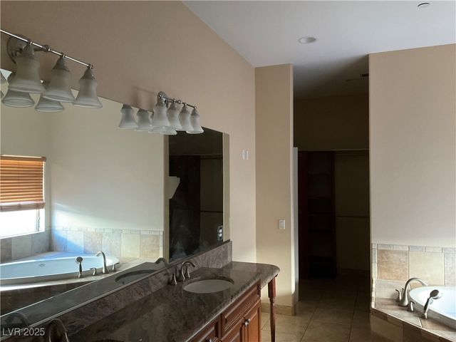 5584 Hawley Court, Las Vegas, NV 89118