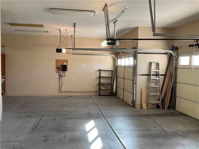 5584 Hawley Court, Las Vegas, NV 89118