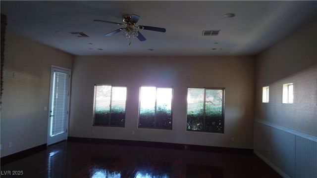 5584 Hawley Court, Las Vegas, NV 89118