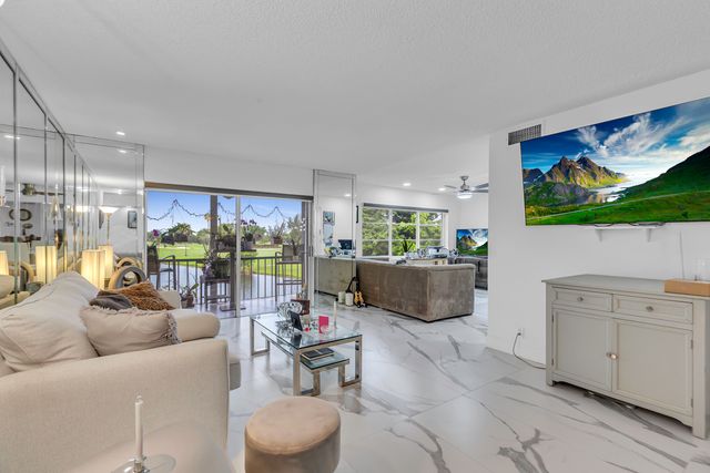 9500 N Hollybrook Lake Drive 301, Pembroke Pines, FL 33025