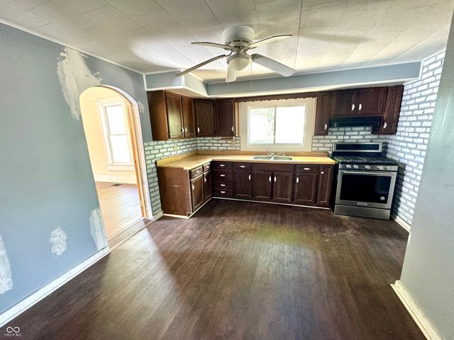 39 Martinsville Street, Greencastle, IN 46135