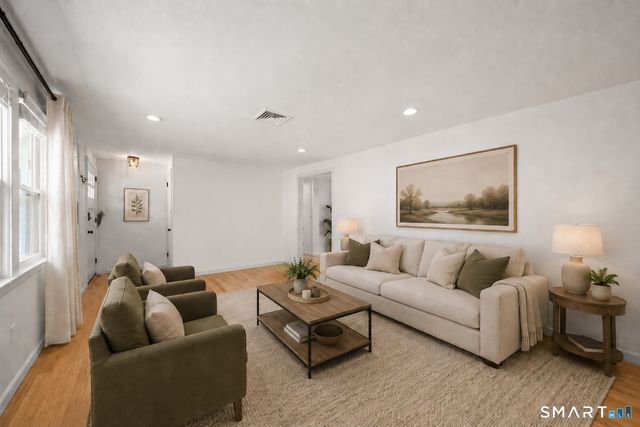 152 Somerset Street, West Hartford, CT 06110