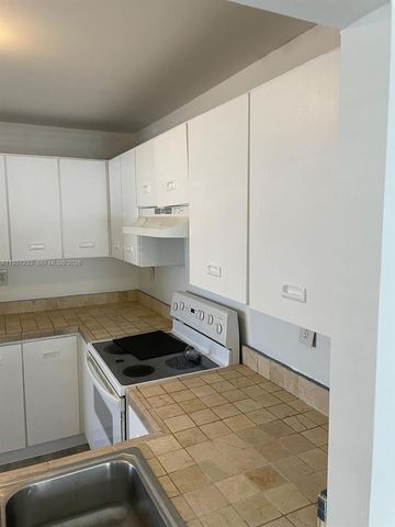 455 NE 210th Cir Ter 102-18, Miami, FL 33179