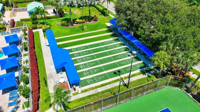 5131 Europa Drive L, Boynton Beach, FL 33437