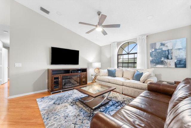 5131 Europa Drive L, Boynton Beach, FL 33437