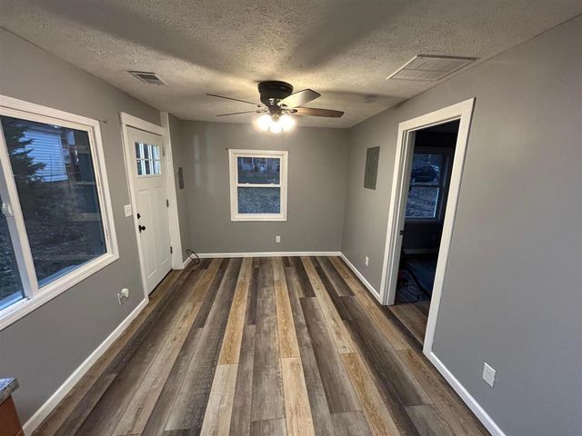 600 W Hodge Avenue, Lansing, MI 48910