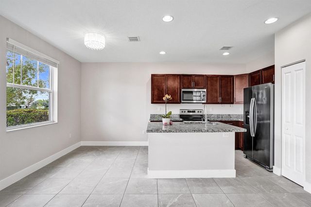 4926 NW 48th Terrace 4926, Tamarac, FL 33319