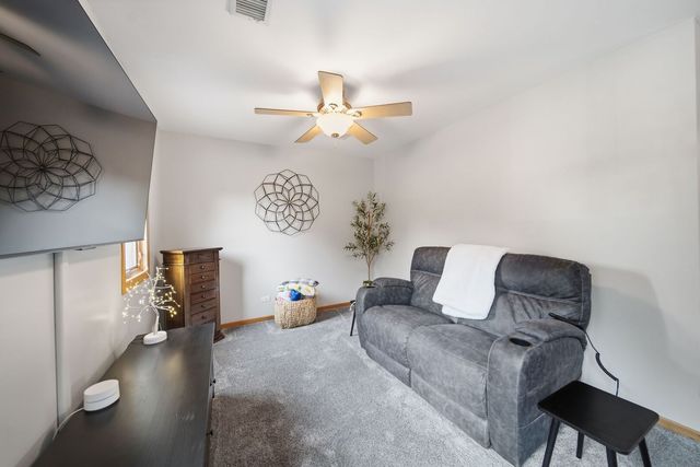 11001 S Albany Avenue, Chicago, IL 60655