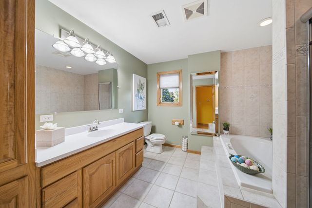 11001 S Albany Avenue, Chicago, IL 60655
