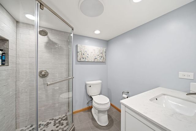 11001 S Albany Avenue, Chicago, IL 60655