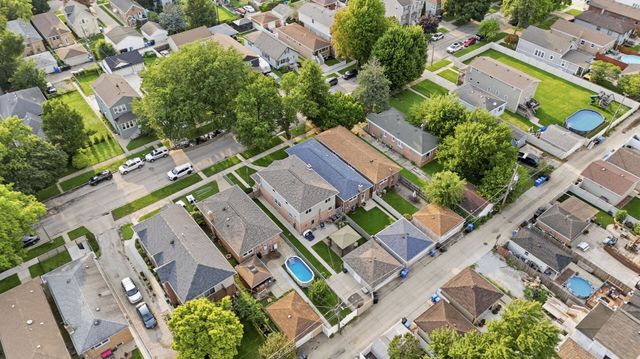11001 S Albany Avenue, Chicago, IL 60655