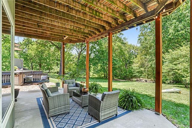 4209 N 113th Court, Kansas City, KS 66109
