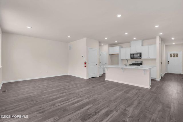 223 Mantoloking Drive, Jackson, NJ 08527