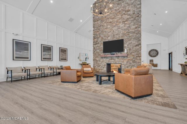 223 Mantoloking Drive, Jackson, NJ 08527