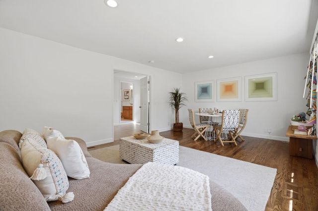 1479 Holt Avenue, Los Altos, CA 94024
